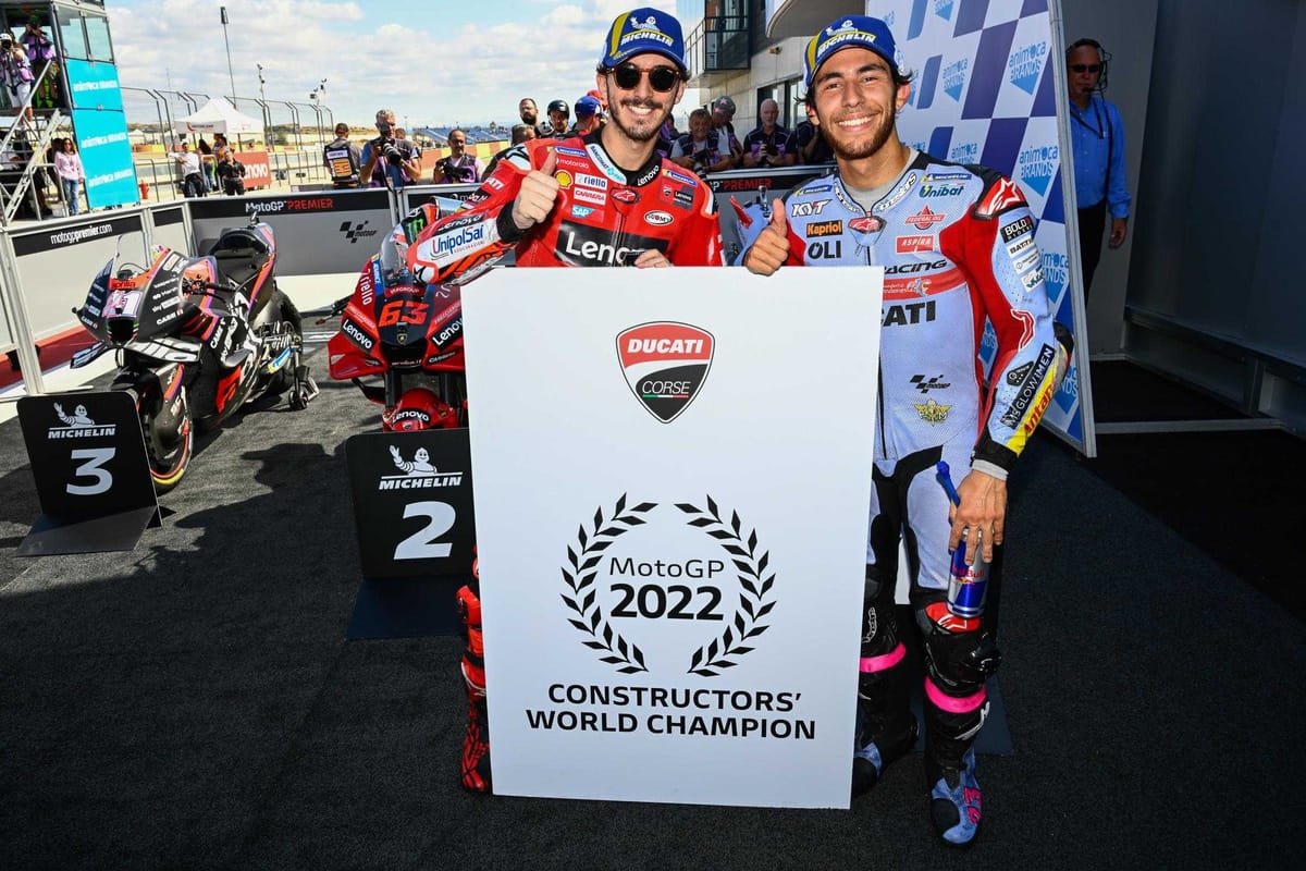 Ducati D J Champion Du Monde Des Constructeurs