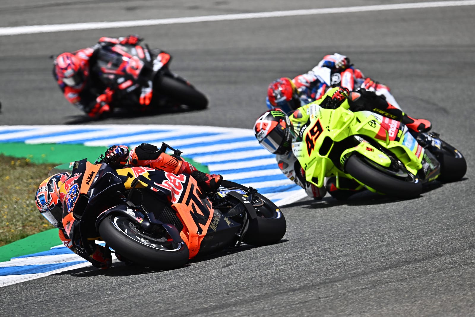 Mercato 2025 : À qui iront les 8 places restantes en MotoGP ?