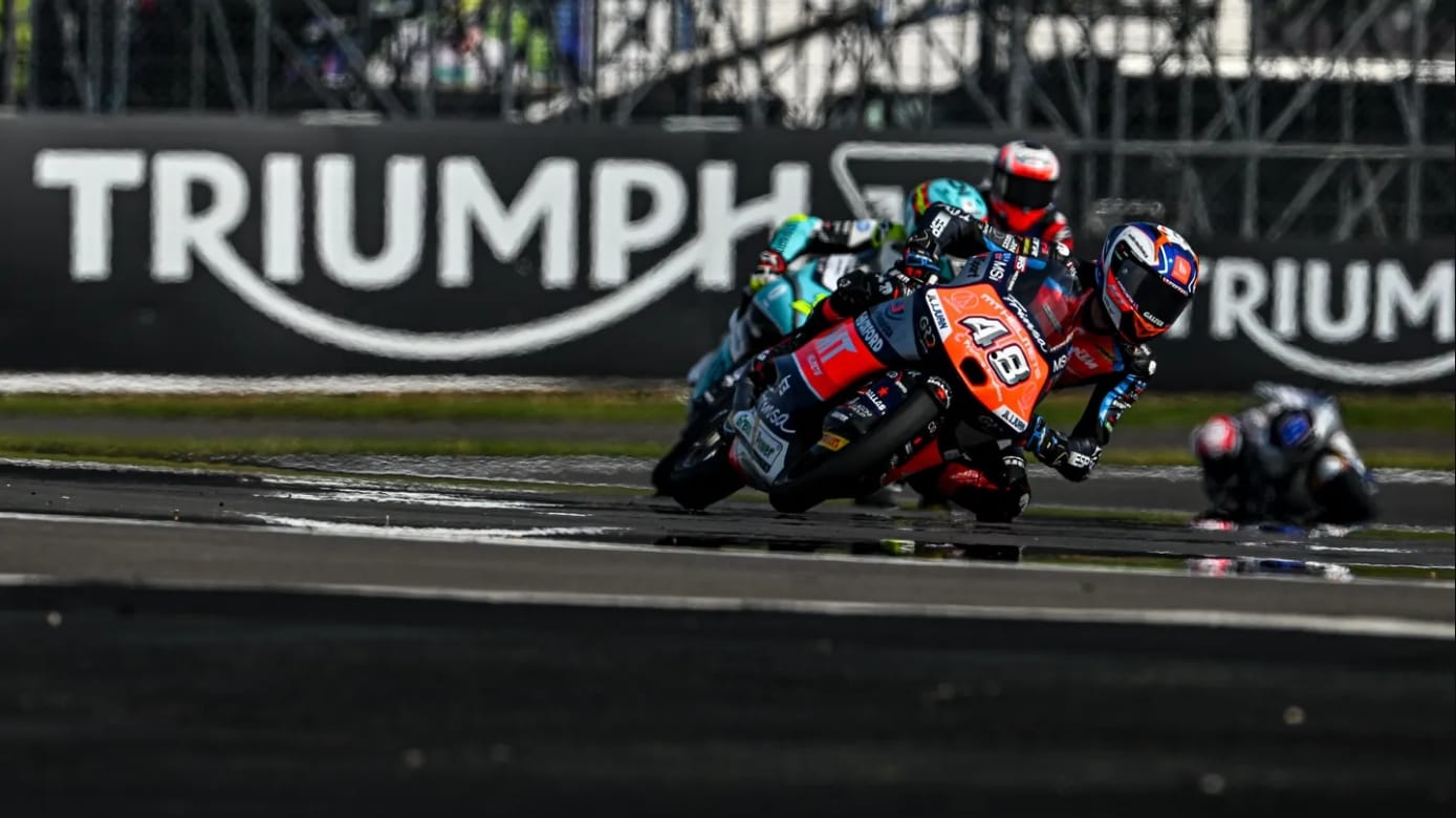 Silverstone, Moto3 : Ortola en pole, Alonso 4e