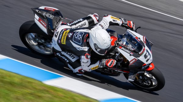 Test Phillip Island (J1, FP1) : Quadruplé Ducati, Toprak à terre