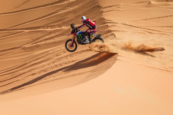 Trois Français à l'Abu Dhabi Desert Challenge