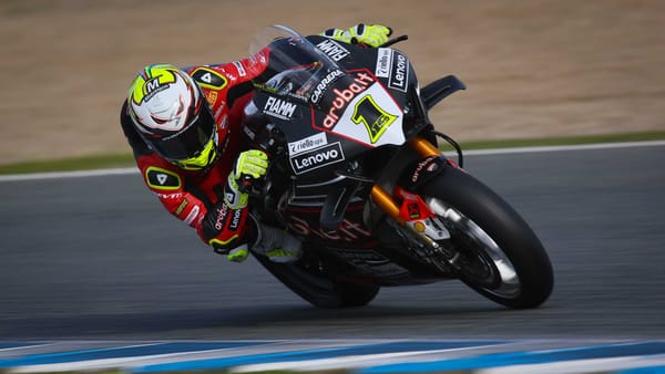 « Tu dis 'amateur' car je suis une femme ? » Dispute Carrasco/Bautista à Jerez